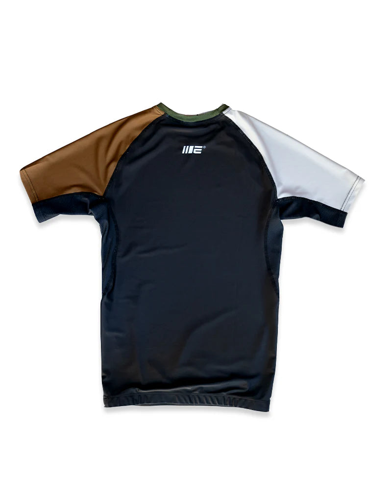 Engage 4 Panel Rash Guard